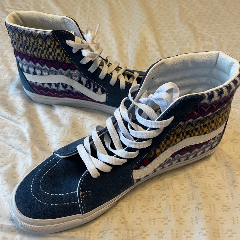 Vans Skate High patterned size 10.5
